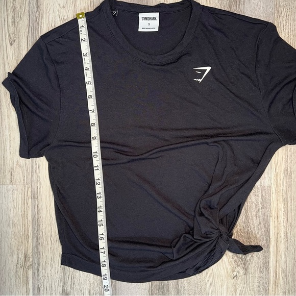 Gymshark Essential Tee Asymmetrical Split Side Knot Tie Black Size Small T-Shirt - Picture 6 of 8